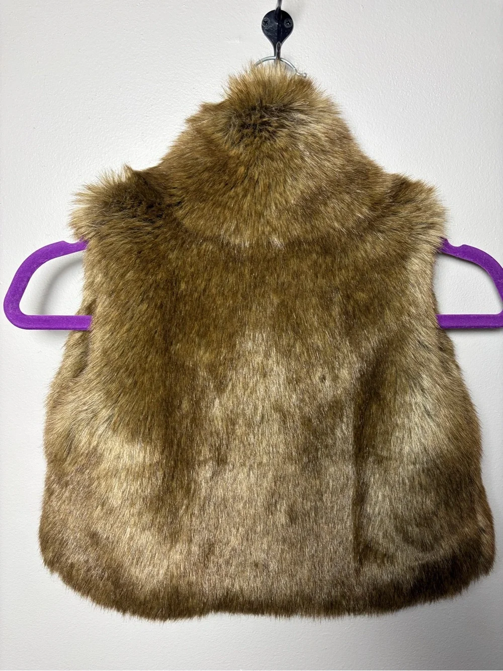 Ralph Lauren Kids Faux Fur Vest Size 4/4T